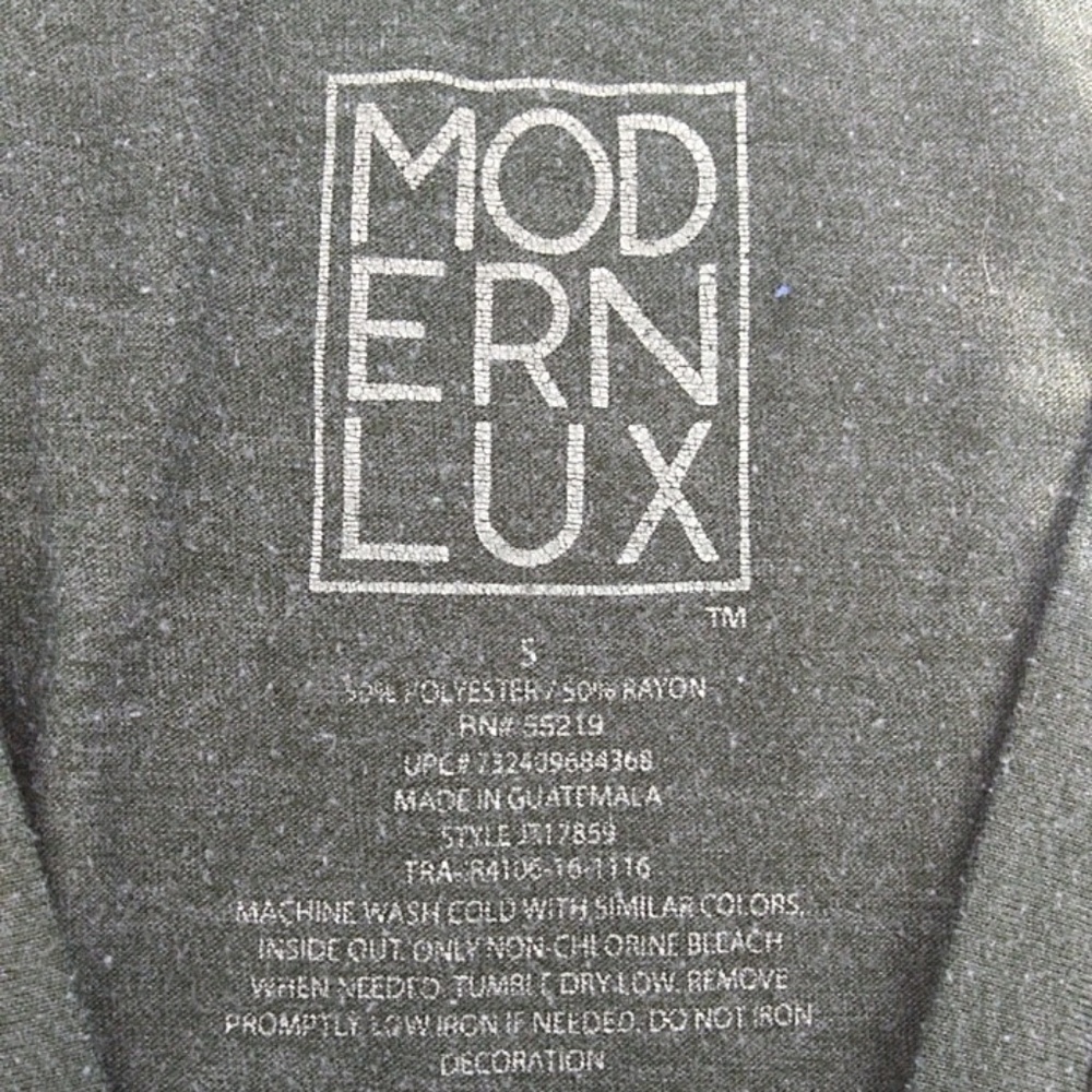 Weekends Graphic Tee - Picture 2 of 3